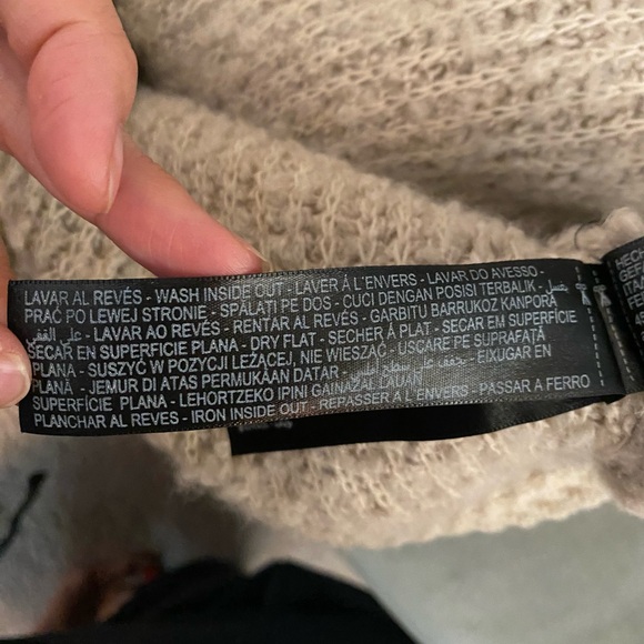 Massimo Dutti Boucle knit cardigan with buttons Medium - Picture 10 of 10